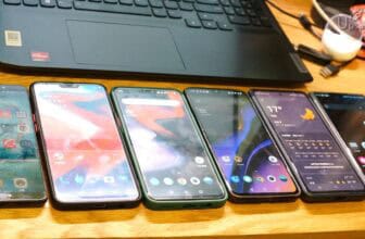 從$300到$8000：一個月換7部手機是什麼體驗？2025你需要一部多少錢的手機？